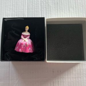 Royal Doulton Victoria Miniature Ladies Figurine 2003